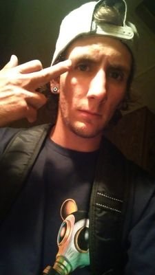 I'm just an everyday mafucka I love all music, tattoos, redheads and dat booty! Follow me and i'll follow back knowimsayin?? #slumdung #est4life