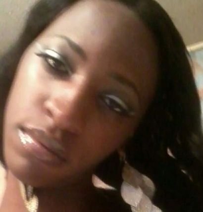 3 things I want out a relationship is.....eyes dat won`t cry, lips dat won`t lie, n a love dat neva dies
