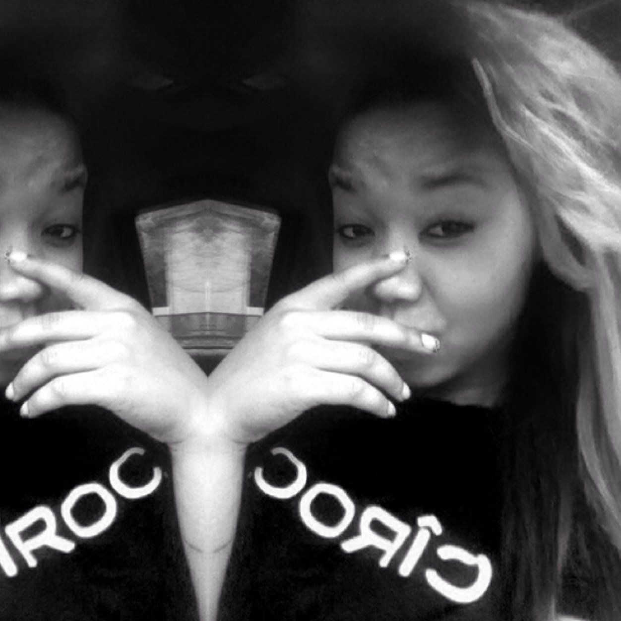 im the shit , follow me & my sister @India_Chanel (: