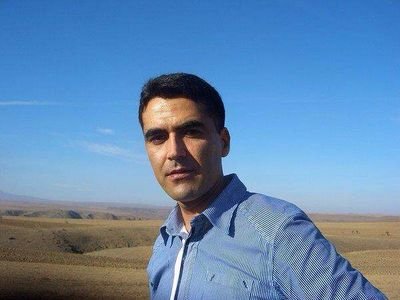 Дил ба ёру даст ба кор