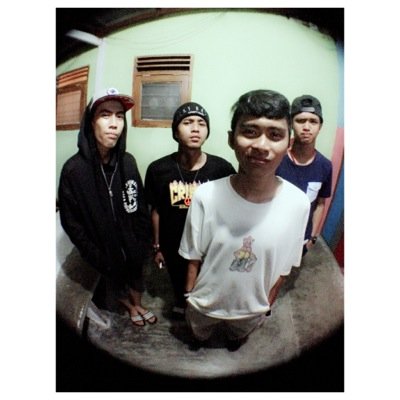 bottomfeedersHC's profile picture. CP:28DD7305/227AE397/7DCF03F0. members: Vocal(Andri Elano) Guitar(Bimbim Wahyu R) Bass(Aji Kurniawan) Drummer(Muhammad Fadly) RIAU-PEKANBARU-INDONESIA