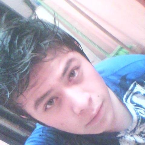 Una persona alegre , carismatica , musica :) , cree en tus sueños