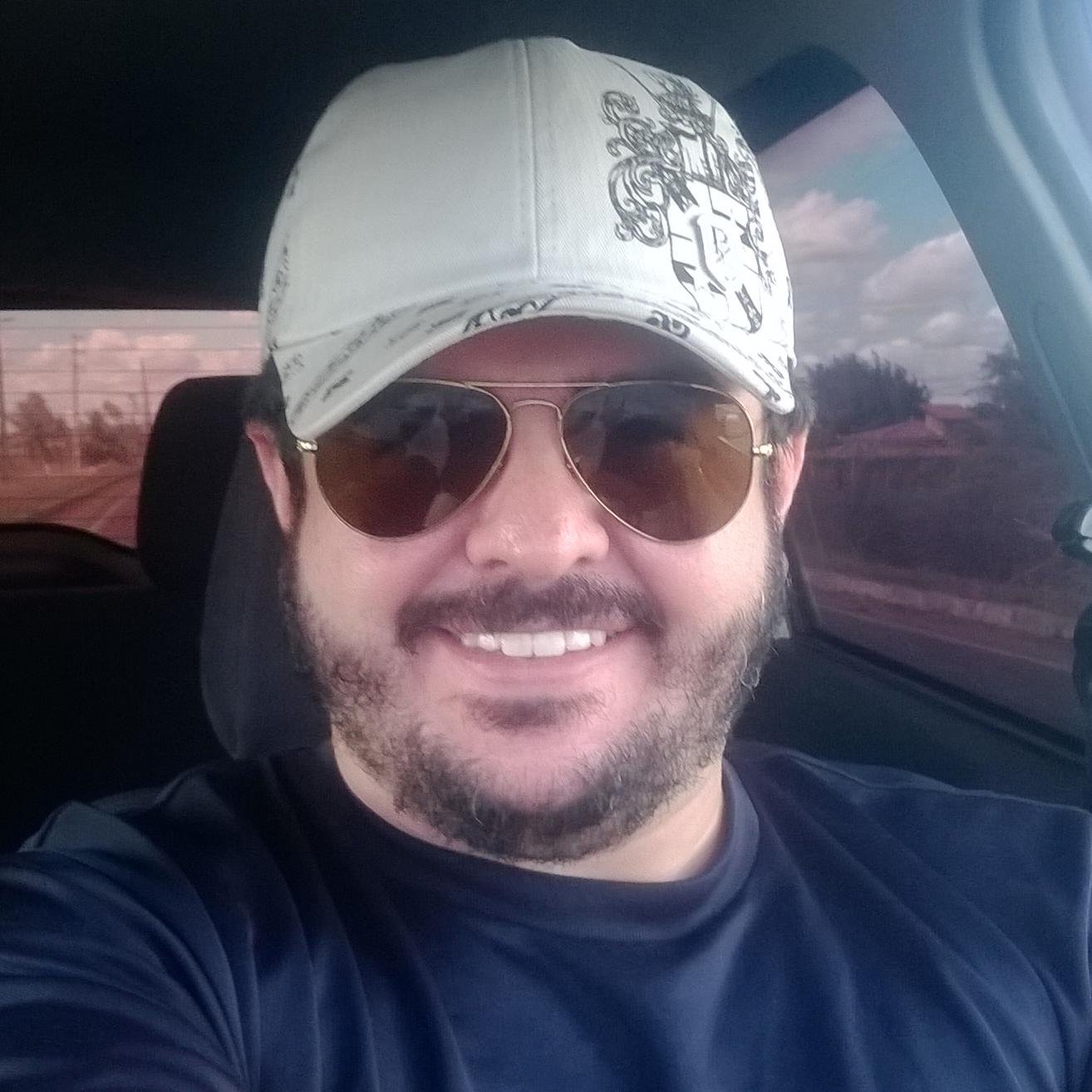 AssisAlvesFilho's profile picture. Professor Universitário - Mestre em Políticas Públicas Sociais