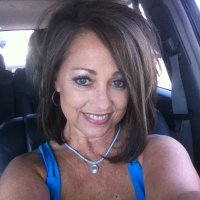 Linda Pounders - @LindaPounders Twitter Profile Photo