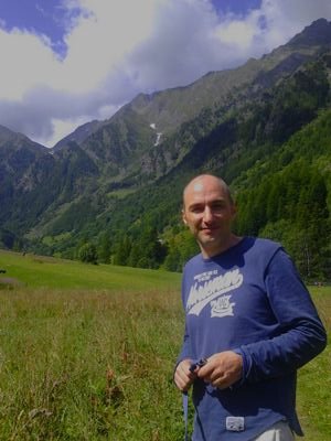 Baptist Pastor in Turin.Two kids.lovely wife, a cat and a dog.#Antifascista. President of @billsitaly. #Billsmafia #Torino