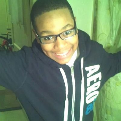 Poet•Dancer•Skater                                                                       Instagram:TheRealJameer King JBT