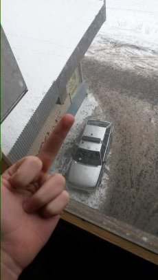 Russian schoolboy, 17 years, SPb, like computer games, books and drive a bike