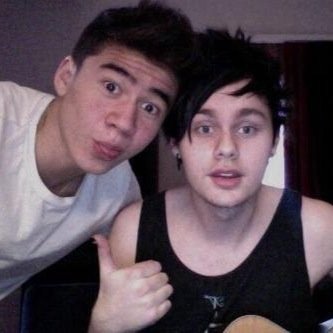 pls follow @75spunkmgc & @70skidgilinsky, itll mean a lot! thanks x have great day ahead!