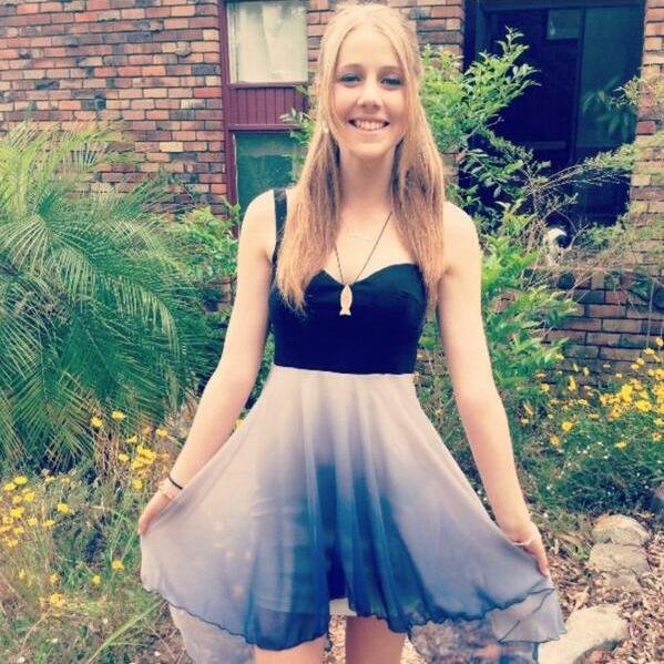 The smile of aleisha can heal wounds | she is the person who more like she is my world | she makes me happy | is my sunshine ☀✨