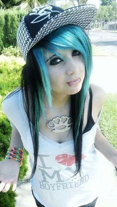 Abused_Neglecte's profile picture. #Rp #+18 #15 #Awesome #I Hate Hash tags ~ Ok alittle bit about me I'm annoying 5o somepeople but I dont give a fuck. I'm awesome in my own way so fuck off.