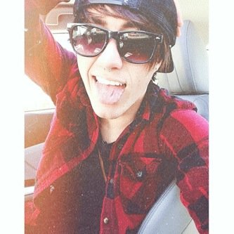 Faisal_alsubaei's profile picture. ‏كائن ليلي - مواليد 1996 م - يصيبني زهآيمر مؤقت ! سريع في التقاط الكلجات - #كلنا_الاتحاد ' خذ لفة ف المفضلة