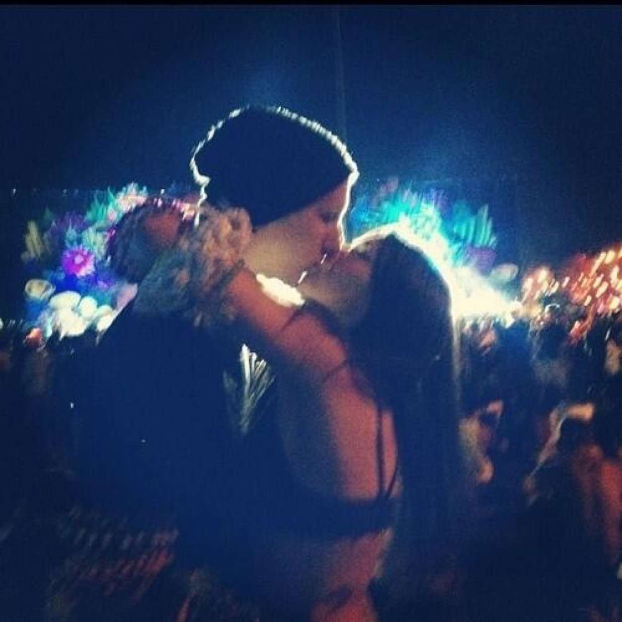 dadajazzy's profile picture. Waitress at a swiss burger joint who spends all her time and money dropping it like it's hot #edm #PLUR