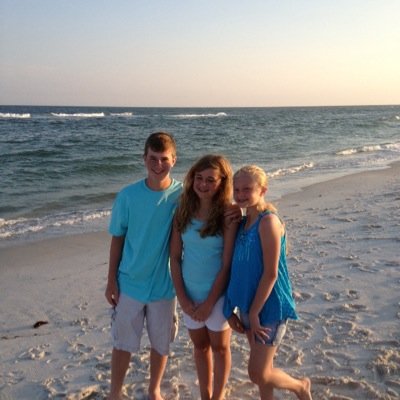 EliParker60's profile picture. 