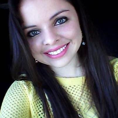 Mesmo que tudo não αnde dα formα que eu gostαriα,
sαber que jα nαo sou α mesmα de ontem me fαz  perceber q vαleu α penα!