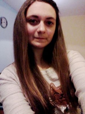 Hi everyone! Im from Bulgaria.. ... I love football ,dogs and music ..Follow me in instagram @paynelove97.. Thanks ⭐☀