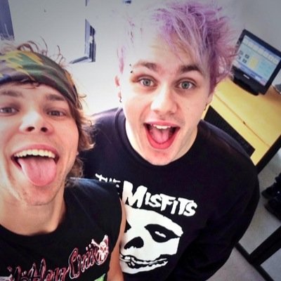 a_nerdy_life's profile picture. No shit Sherlock