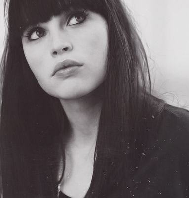 Working for @JanexysValencia as his assistant. Secretly falling in love with him ~ ★Also known as the Black Cat★ [RP]