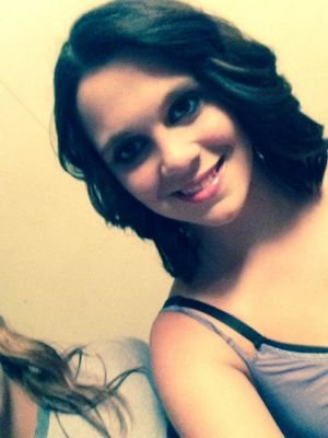 Kik me...._Cambria_13 :)
