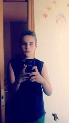 AaronFCBxX's profile picture. Todo comenzo el 10/08l2000 .