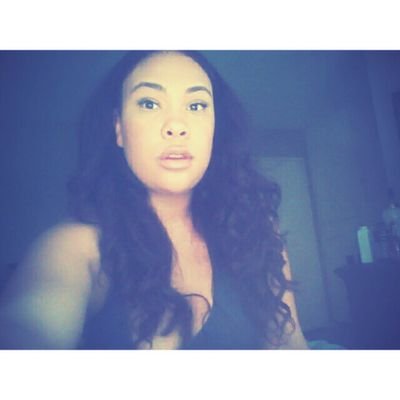 sweet yella bone thang i call her honey mustard 