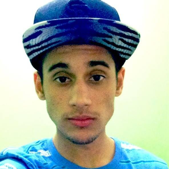 pirihard's profile picture. Estudante de jornalismo, fundador e redator do blog iGameBr. Skatista nato, amante de jogos, pizza e cerveja.