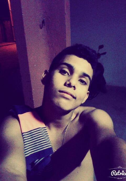 Ser feliz é o que importa .. 
https://t.co/Ov0gxTnxRW
http://t.co/zD66kfaSiN