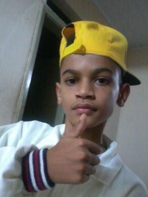 oi meu  nome adson  sou  de   joinville