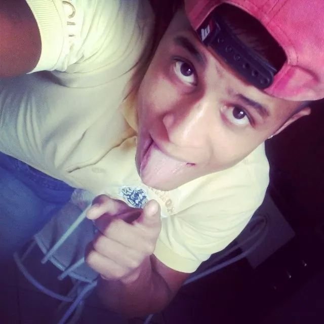 ~ Guui~Henrique    '
 S.σ.L.т.є.I.я.σ  нαн