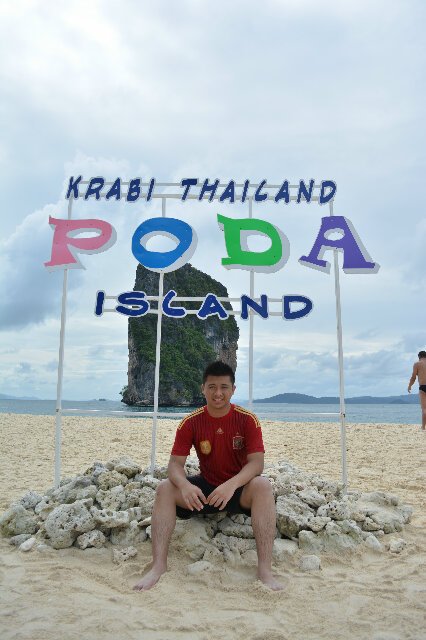 rakaashari's profile picture. 