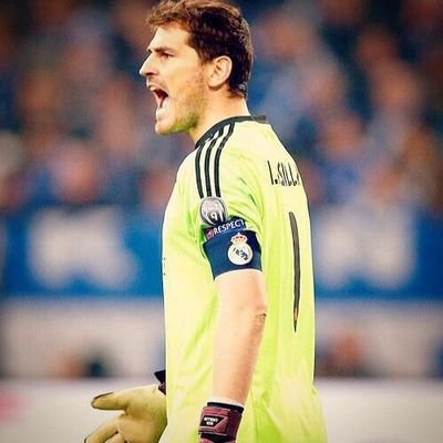 Casillas, Sergio Ramos, Cristiano Ronaldo y Mesut Özil. Yo los ví jugar juntos.