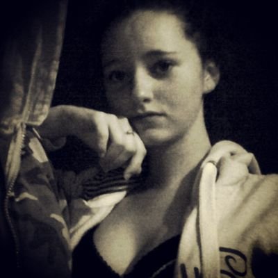 IG is oxwhitebeautyxo  if you like ill follow...