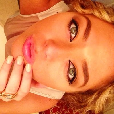IG : btini_juesella  |host | model iambrooklynjuesella@gmail.com