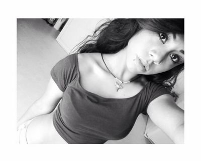 Can you just love me ? ❤