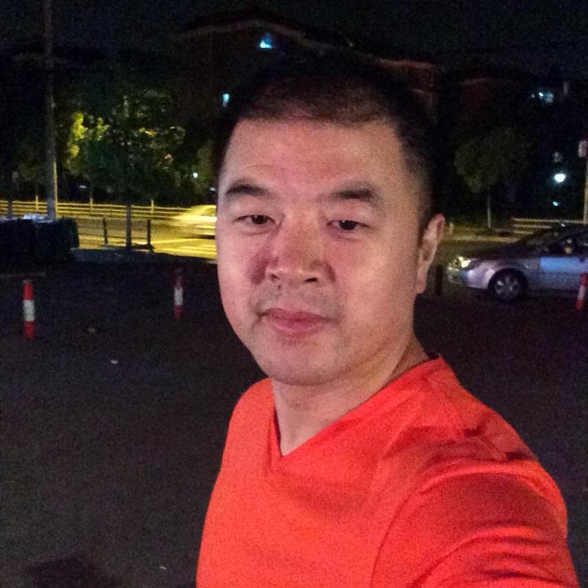 baichunpeng's profile picture. 草根，在路上