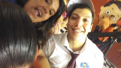 amar y apoyar siempre a @_snuppy08 y soy super alegre amiguera y divertiday soy SupeSnoopyta
