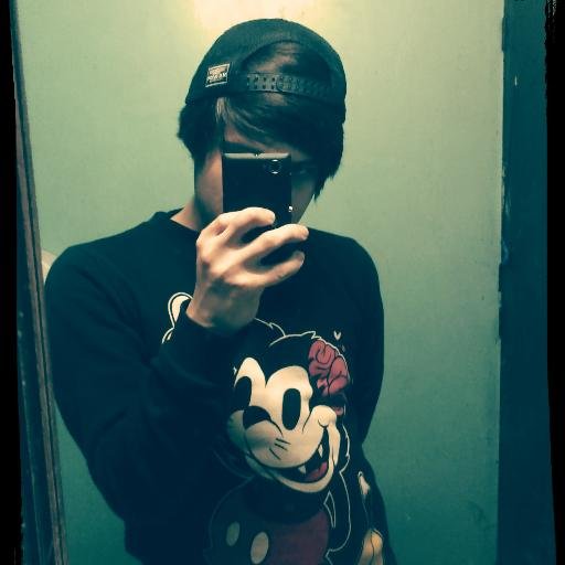 I need a hug u.u
