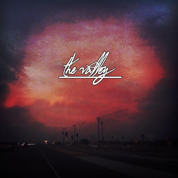 5 guys trying to make some jams.
RGV Texas/
Contact: thevalleybandmusic@gmail.com
http://t.co/C5sWp9QnlO
https://t.co/VoB66skf3Y
https://t.co/EgM4rKSYBR