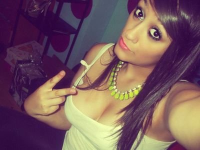 Mis prioridades: ser  feliz y vivir la vida y romper las reglas de vez en cuando........