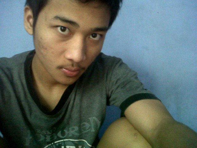 suhe_herman18's profile picture. Life is choice