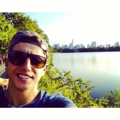 HeliosRwiz's profile picture. 