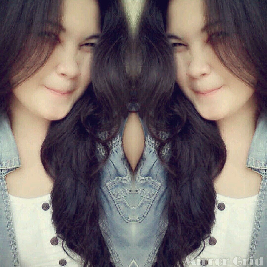 Sarjana ekonomi management UNPAB..I'm simple girl:)