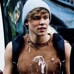 follow @spellbindluke