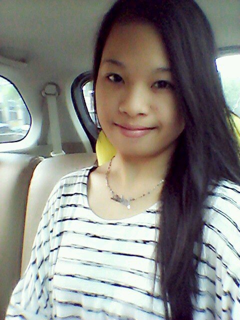sekarang aku bisa merasakan sebenar ya kasih sayang seseorang yg tulus aku tak kn pernh sia kn semua ini :)* sayang boreee