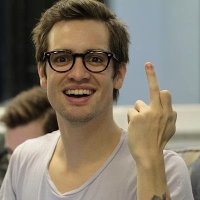 i hate myself bc im not married to brendon