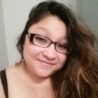 Desiree S. (@estrella) 's Twitter Profile