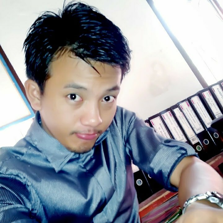 UuyeRahmat's profile picture. 