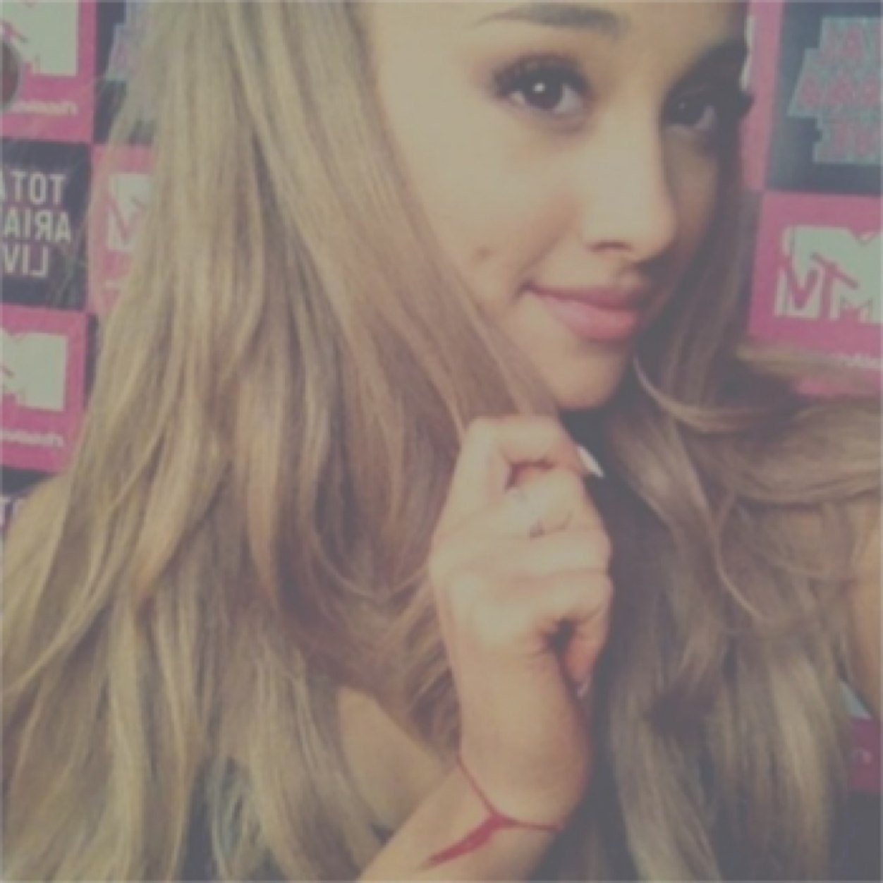 RT MY FIRST RT TWEET PLEASE B)