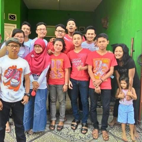 Senyuman Merupakan Hal Kecil Yang Dapat Membuat Hidup Ini Menjadi Lebih Mudah. ♥@wida_luth