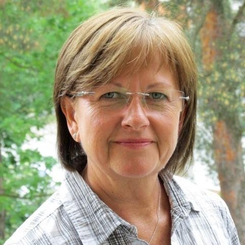 Förbundsordförande Demensförbundet Demensvårdsutvecklare,utbildare och handledare. Intresserad av allt som utvecklar äldreomsorg och demensvård i synnerhet