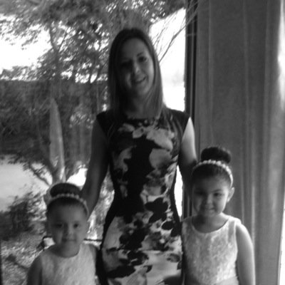 KirstyGillibran's profile picture. 